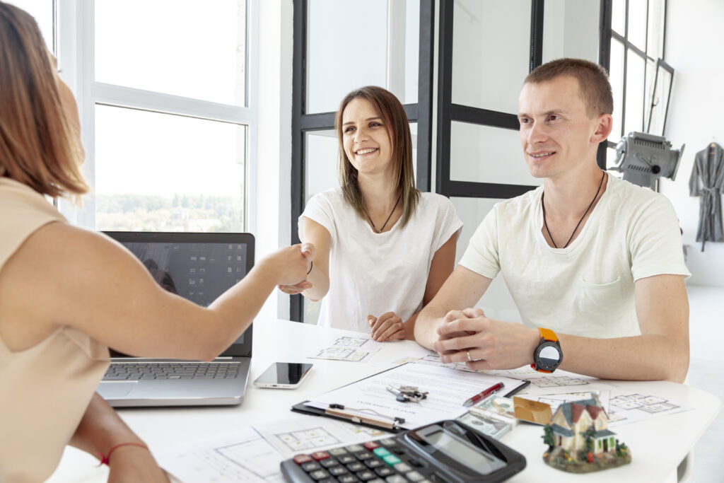 what credit score do i need to buy a house